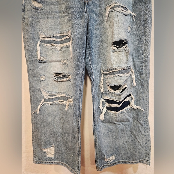 KanCan Women's Distressed Blue Straight Leg Jeans - Picture 2 of 6